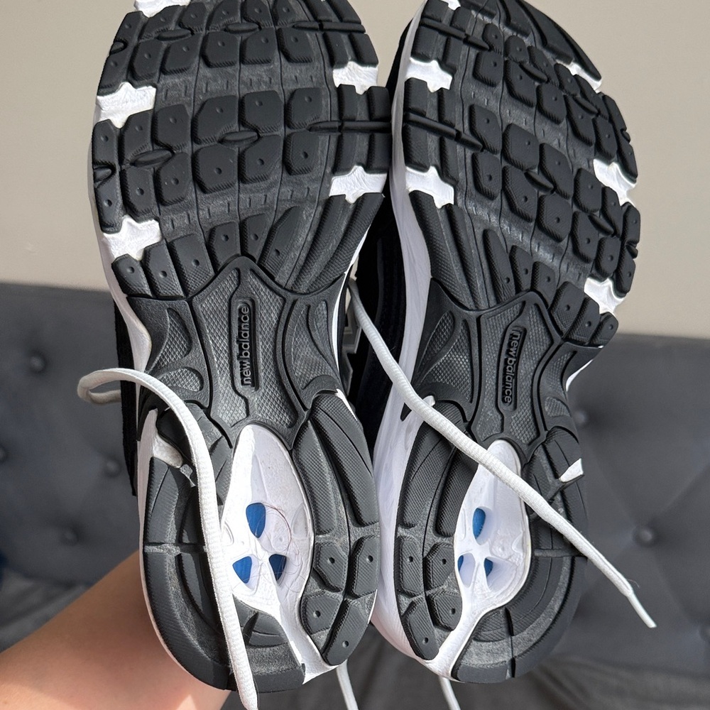New Balance Charcoal and White Running Shoes - Picture 9 of 9